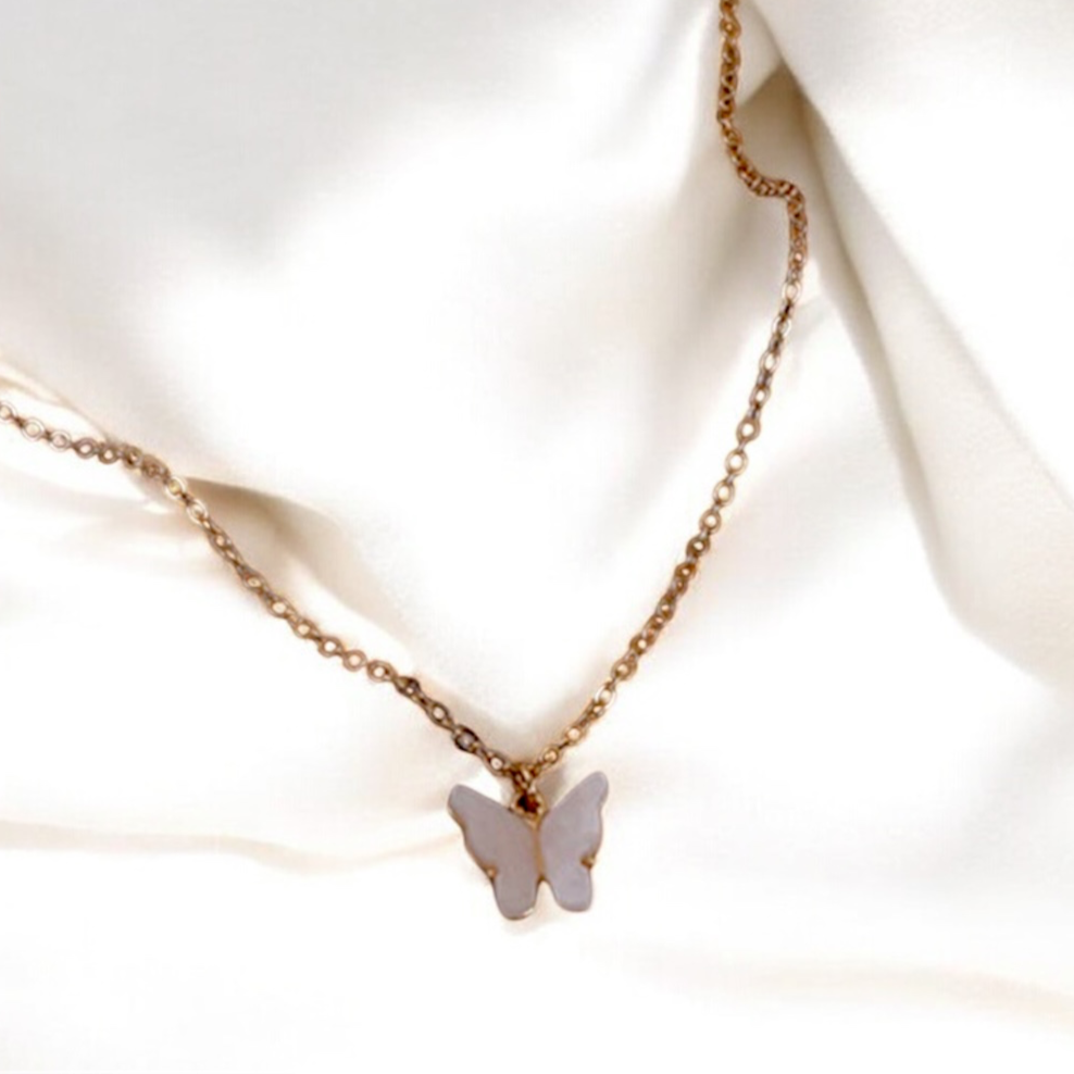 Naszyjnik Z Perłowym Motylem